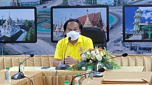 ทน.แม่สอด มอบนโยบายและให้โอวาทแก่พนักงานราชการโอนย้าย พนักงานจ้างตามภารกิจ และพนักงานจ้างทั่วไป 