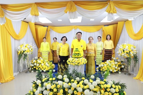 ทน.แม่สอด จัดไห้มีการบันทึกเทปถวายพระพรชัยมงคล เนื่องในโอกาสมหามงคลที่พระบาทสมเด็จพระเจ้าอยู่หัวทรงเจริญพระชนมพรรษา 72 พรรษา