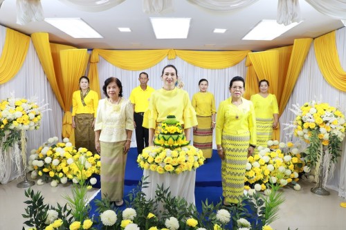 ทน.แม่สอด จัดให้มีการบันทึกเทปถวายพระพรชัยมงคลเนื่องในโอกาสมหามงคลที่พระบาทสมเด็จพระเจ้าอยู่หัวทรงเจริญพระชนมพรรษา 72 พรรษา