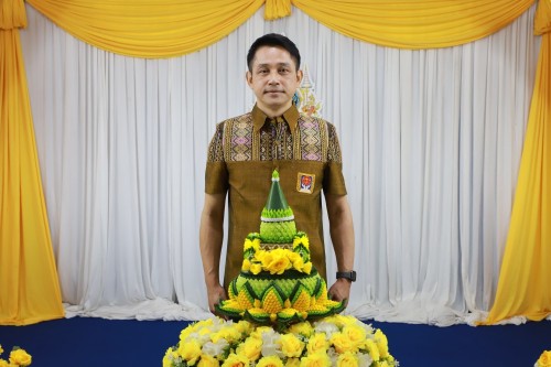 ทน.แม่สอด จัดให้มีการบันทึกเทปถวายพระพรชัยมงคล เนื่องในโอกาสมหามงคลที่พระบาทสมเด็จพระเจ้าอยู่หัวทรงเจริญพระชนมพรรษา 72 พรรษา