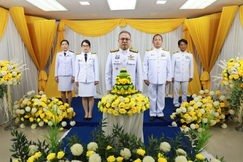 ทน.แม่สอด จัดให้มีการบันทึกเทปถวายพระพรชัยมงคล เนื่องในโอกาสมหามงคลที่พระบาทสมเด็จพระเจ้าอยู่หัวทรงเจริญพระชนมพรรษา 72 พรรษา