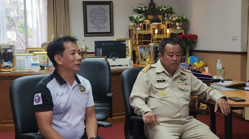 ทน.แม่สอด ร่วมกับสมาคมกรีฑาแห่งประเทศไทยในพระบรมราชูปถัมภ์ มอบรางวัลให้กับนักเรียนโรงเรียนกีฬาเทศบาลนครแม่สอด 