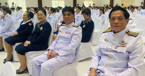 เทศบาลนครแม่สอด เข้าร่วมพิธีวางพวงมาลาเนื่องในวันสมเด็จพระนารายณ์มหาราช ประจำปี 2567