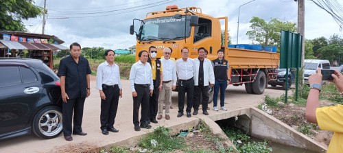 เทศบาลนครแม่สอด ร่วมกับองค์การบริหารส่วนจังหวัดตากลงพื้นที่ ติดตามการขุดลอกลำห้วย เพื่อป้องกันน้ำท่วมขัง