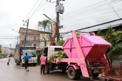 ทน.แม่สอด จัดกิจกรรมจิตอาสาพัฒนาปรับปรุงภูมิทัศน์เฉลิมพระเกียรติ พระบาทสมเด็จพระเจ้าอยู่หัว เนื่องในโอกาสพระราชพิธีมหามงคลเฉลิมพระชนมพรรษา 6 รอบ 28 กรกฎาคม 2567