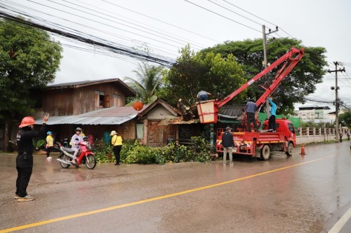 ทน.แม่สอด จัดกิจกรรมจิตอาสาพัฒนาปรับปรุงภูมิทัศน์เฉลิมพระเกียรติ พระบาทสมเด็จพระเจ้าอยู่หัว เนื่องในโอกาสพระราชพิธีมหามงคลเฉลิมพระชนมพรรษา 6 รอบ 28 กรกฎาคม 2567