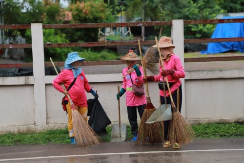 ทน.แม่สอด จัดกิจกรรมจิตอาสาพัฒนาปรับปรุงภูมิทัศน์เฉลิมพระเกียรติ พระบาทสมเด็จพระเจ้าอยู่หัว เนื่องในโอกาสพระราชพิธีมหามงคลเฉลิมพระชนมพรรษา 6 รอบ 28 กรกฎาคม 2567