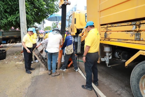 ทน.แม่สอด จัดกิจกรรมจิตอาสาพัฒนาปรับปรุงภูมิทัศน์เฉลิมพระเกียรติ พระบาทสมเด็จพระเจ้าอยู่หัว เนื่องในโอกาสพระราชพิธีมหามงคลเฉลิมพระชนมพรรษา 6 รอบ 28 กรกฎาคม 2567