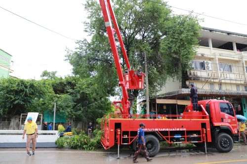 ทน.แม่สอด จัดกิจกรรมจิตอาสาพัฒนาปรับปรุงภูมิทัศน์เฉลิมพระเกียรติ พระบาทสมเด็จพระเจ้าอยู่หัว เนื่องในโอกาสพระราชพิธีมหามงคลเฉลิมพระชนมพรรษา 6 รอบ 28 กรกฎาคม 2567