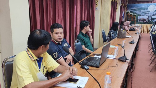 ทน.แม่สอด จัดประชุมโครงการพัฒนาตามผังเมืองรวมเมืองแม่สอด อำเภอแม่สอด จังหวัดตาก (ระยะที่ 2) ก่อสร้างถนนคอนกรีตเสริมเหล็กพร้อมวางท่อระบายน้ำ บริเวณถนนแม่สอด - แม่ตาว ซอย 9