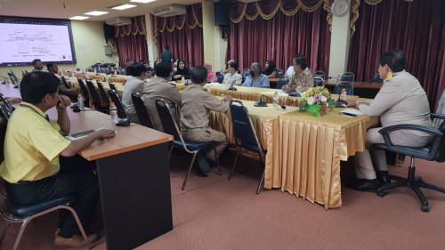 ทน.แม่สอด จัดประชุมโครงการพัฒนาตามผังเมืองรวมเมืองแม่สอด อำเภอแม่สอด จังหวัดตาก (ระยะที่ 2) ก่อสร้างถนนคอนกรีตเสริมเหล็กพร้อมวางท่อระบายน้ำ บริเวณถนนแม่สอด - แม่ตาว ซอย 9