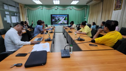 ทน.แม่สอด จัดประชุมหารือการก่อสร้างรางระบายน้ำในเขตเทศบาลนครแม่สอด