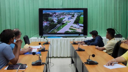 ทน.แม่สอด จัดประชุมหารือการก่อสร้างรางระบายน้ำในเขตเทศบาลนครแม่สอด