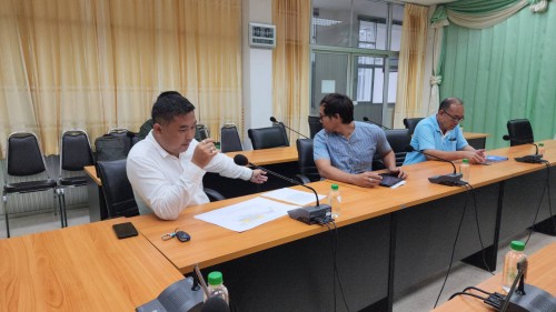 ทน.แม่สอด จัดประชุมหารือการก่อสร้างรางระบายน้ำในเขตเทศบาลนครแม่สอด