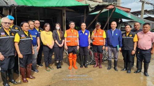ทน.แม่สอด ลงพื้นที่ร่วมกับคณะรองผู้ว่าราชการจังหวัดตากและหน่วยงานภาครัฐฯ ติดตามสถานการณ์น้ำ ในพื้นที่เทศบาลนครแม่สอด