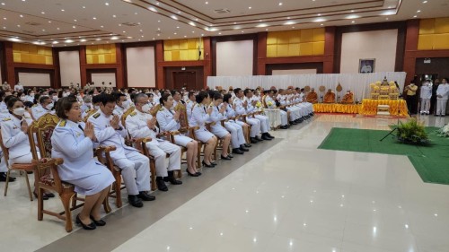 ทน.แม่สอด เข้าร่วมพิธีทำบุญตักบาตรถวายเป็นพระราชกุศล เนื่องในโอกาสวันเฉลิมพระชนมพรรษาพระบาทสมเด็จพระเจ้าอยู่หัว 28 กรกฎาคม 2567