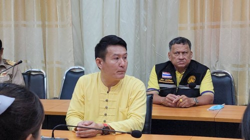 ทน.แม่สอด มอบโอวาทแก่นักเรียนโรงเรียนเทศบาลวัดชุมพลคีรี ตัวแทนเข้าร่วมการแข่งขันสวดมนต์หมู่สรรเสริญพระรัตนตรัย ทำนองสรภัญญะ ประเภททีม 5 คน ประจำปี 2567 ระดับประเทศ
