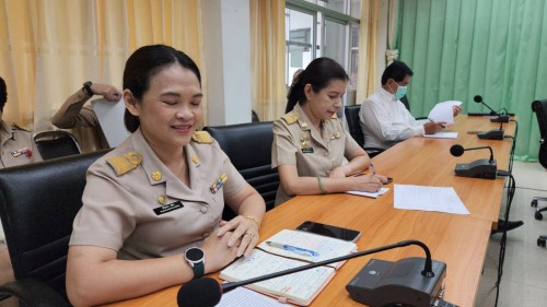 ทน.แม่สอด จัดประชุมคณะผู้บริหาร หัวหน้าส่วนราชการ เพื่อมอบหมาย  สั่งการงานในโครงการต่าง ๆ และติดตามความคืบหน้างานที่มอบหมาย