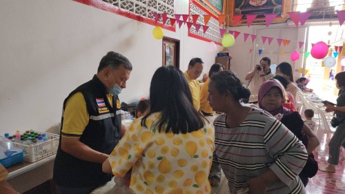 ทน.แม่สอด จัดกิจกรรมตลาดนัดปันสุข ครั้งที่ 5 ณ ศาลาเฉลิมพระเกียรติ วัดตรีรัตนาราม 