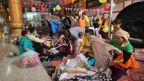 ทน.แม่สอด จัดกิจกรรมตลาดนัดปันสุข ครั้งที่ 5 ณ ศาลาเฉลิมพระเกียรติ วัดตรีรัตนาราม 