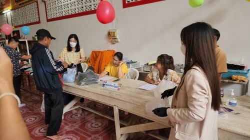 ทน.แม่สอด จัดกิจกรรมตลาดนัดปันสุข ครั้งที่ 5 ณ ศาลาเฉลิมพระเกียรติ วัดตรีรัตนาราม 