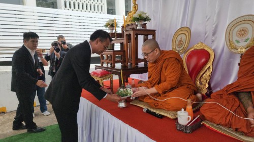 ทน.แม่สอด เข้าร่วมพิธีวางพวงมาลา เนื่องในวันรพี ประจำปี 2567