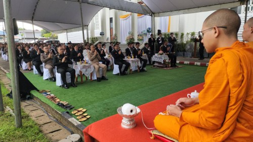 ทน.แม่สอด เข้าร่วมพิธีวางพวงมาลา เนื่องในวันรพี ประจำปี 2567