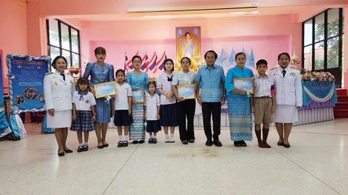 ทน.แม่สอด ร่วมพิธีกล่าวถวายราชสดุดีเฉลิมพระเกียรติและ          กล่าวบทอาเศียรวาทถวายพระพรแด่ สมเด็จพระนางเจ้าสิริกิติ์ พระบรมราชินีนาถ พระบรมราชชนนีพันปีหลวง