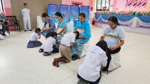 ทน.แม่สอด ร่วมพิธีกล่าวถวายราชสดุดีเฉลิมพระเกียรติและ          กล่าวบทอาเศียรวาทถวายพระพรแด่ สมเด็จพระนางเจ้าสิริกิติ์ พระบรมราชินีนาถ พระบรมราชชนนีพันปีหลวง