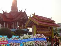 ผู้ว่าราชการจังหวัดตาก พร้อมด้วยหน่วยงานต่างๆ ทั้งภาครัฐและเอกชน ร่วมวางพวงมาลา ณ ศาลสมเด็จพระนเรศวรมหาราช 