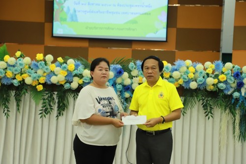 ทน.แม่สอด จัดโครงการทุนการศึกษาสำหรับนักศึกษาและการให้ความช่วยเหลือนักเรียนในเขตเทศบาลนครแม่สอด