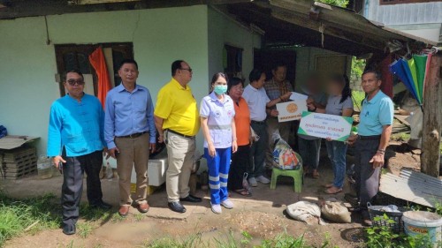 เทศบาลนครแม่สอด ลงพื้นที่เยี่ยมบ้านและมอบสิ่งของอุปโภคบริโภคให้แก่ ผู้ยากไร้ ชุมชนประชารักษ์และชุมชนบ้านทุ่ง