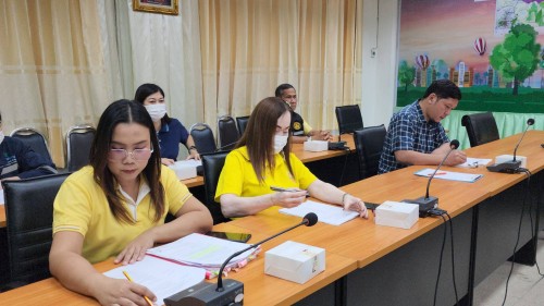 ทน.แม่สอด จัดการประชุมขยายระยะเวลาปฏิบัติงานฝังกลบตามสัญญาจ้างบริหารจัดการและกำจัดขยะมูลฝอย 