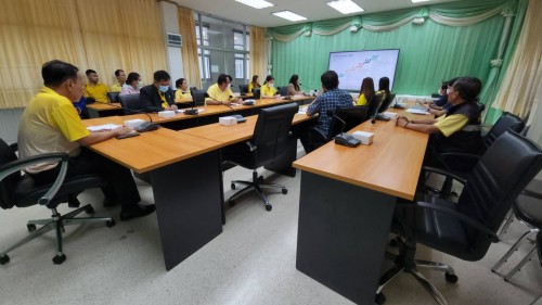 ทน.แม่สอด จัดการประชุมขยายระยะเวลาปฏิบัติงานฝังกลบตามสัญญาจ้างบริหารจัดการและกำจัดขยะมูลฝอย 
