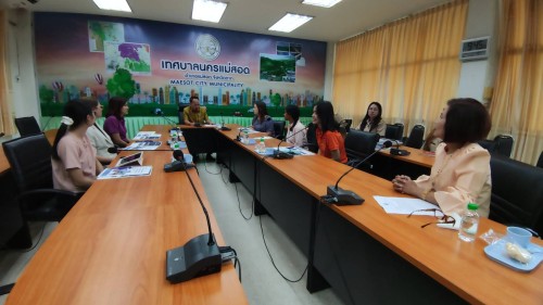 เทศบาลนครแม่สอด ต้อนรับคณะจากกรมควบคุมโรค กองระบาดวิทยา ร่วมกับศูนย์ความร่วมมือไทย - สหรัฐ ด้านสาธารณสุข 