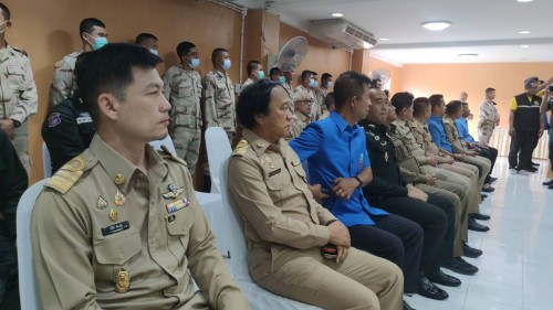 ทน.แม่สอด ร่วมให้การต้อนรับ พลเอก กัมปนาท  รุดดิษฐ์ องคมนตรี ลงพื้นที่เชิญสิ่งของพระราชทานมอบแก่ประชาชนผู้ประสบอุทกภัย