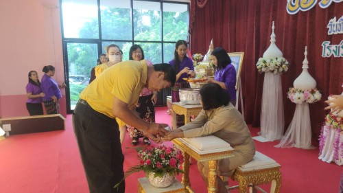 ทน.แม่สอด ร่วมงานแสดงมุทิตาจิต ธีราฑิตานุสรณ์ แด่ผู้เกษียณอายุราชการ ครูธีรารัตน์ แจ่มแจ้ง