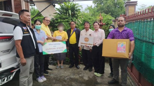 เทศบาลนครแม่สอด ลงพื้นที่มอบสิ่งของอุปโภคบริโภคให้แก่ผู้สูงอายุ ผู้ป่วยติดเตียง และผู้ยากไร้ 