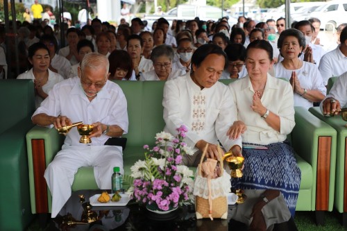 ทน.แม่สอด พิธีทำบุญเทศบาลนครแม่สอดครบรอบ 87 ปี และพิธีมหามังคลาภิเษกเจ้าพ่อพะวอ