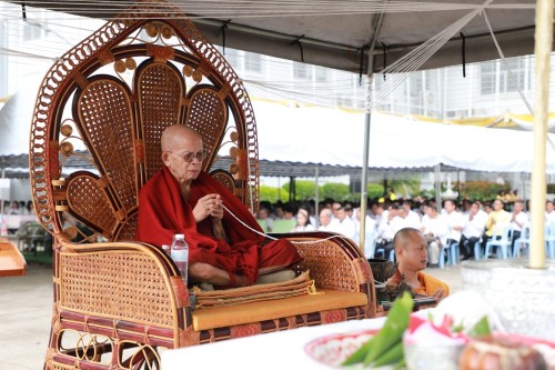 ทน.แม่สอด พิธีทำบุญเทศบาลนครแม่สอดครบรอบ 87 ปี และพิธีมหามังคลาภิเษกเจ้าพ่อพะวอ
