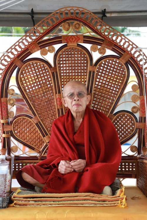 ทน.แม่สอด พิธีทำบุญเทศบาลนครแม่สอดครบรอบ 87 ปี และพิธีมหามังคลาภิเษกเจ้าพ่อพะวอ