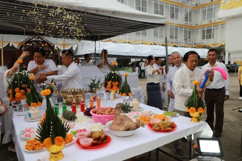 ทน.แม่สอด พิธีทำบุญเทศบาลนครแม่สอดครบรอบ 87 ปี และพิธีมหามังคลาภิเษกเจ้าพ่อพะวอ