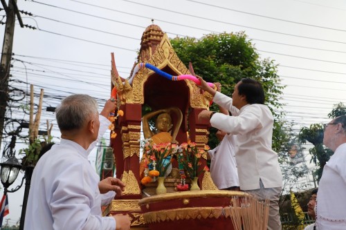 ทน.แม่สอด พิธีทำบุญเทศบาลนครแม่สอดครบรอบ 87 ปี และพิธีมหามังคลาภิเษกเจ้าพ่อพะวอ