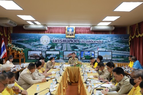 ทน.แม่สอด ร่วมประชุมและรับฟังความคิดเห็นจากภาคประชาชน ผู้มีส่วนเกี่ยวข้องและร่วมลงพื้นที่ติดตามความคืบหน้าโครงการก่อสร้างที่เข้าร่วมโครงการ CoST ประจำปีงบประมาณ พ.ศ. 2567