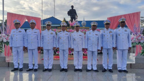 เทศบาลนครแม่สอด ร่วมพิธีวางพวงมาลาถวายราชสักการะพระบาทสมเด็จพระจุลจอมเกล้าเจ้าอยู่หัว รัชกาลที่ 5 "วันปิยมหาราช“ เนื่องในวันคล้ายวันสวรรคต