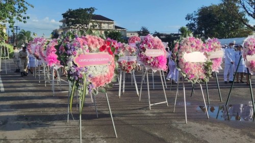 เทศบาลนครแม่สอด ร่วมพิธีวางพวงมาลาถวายราชสักการะพระบาทสมเด็จพระจุลจอมเกล้าเจ้าอยู่หัว รัชกาลที่ 5 "วันปิยมหาราช“ เนื่องในวันคล้ายวันสวรรคต