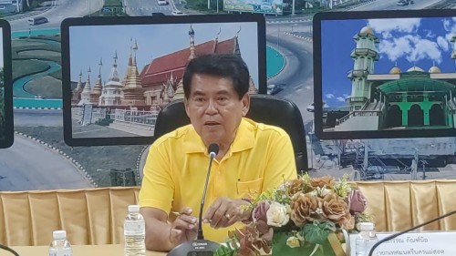 ทน.แม่สอด จัดประชุมการสำรวจกลุ่มเป้าหมายผู้มีคุณสมบัติขอมีสถานะคนต่างด้าวเข้าเมืองโดยชอบด้วยกฎหมาย