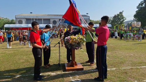 เทศบาลนครแม่สอด เข้าร่วมพิธีเปิดการแข่งขันกีฬาสี “ดอนแก้วเกมส์” ประจำปีการศึกษา 2567