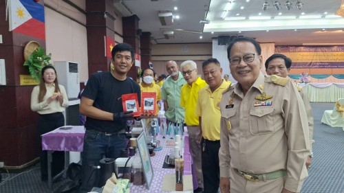 ทน.แม่สอด ร่วมต้อนรับ นายพิพัฒน์  รัชกิจประการ รัฐมนตรีว่าการกระทรวงแรงงานและร่วมพิธีเปิดโครงการกระทรวงแรงงาน พบประชาชนและการตรวจติดตามภารกิจตามนโยบายฯ