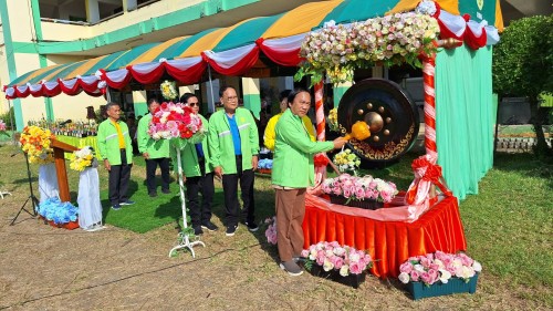 เทศบาลนครแม่สอด เข้าร่วมพิธีเปิดการแข่งขันกีฬาสีโรงเรียนเทศบาลวัดมณีไพรสณฑ์ ประจำปีการศึกษา 2567